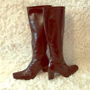 Size 10 Franco Sarto high boots/brown